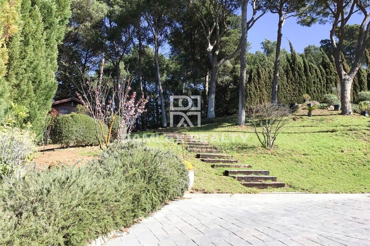 5 soveværelse Villa til salg i Tamariu med swimmingpool - € 1.200.000 (Ref: 9322870)