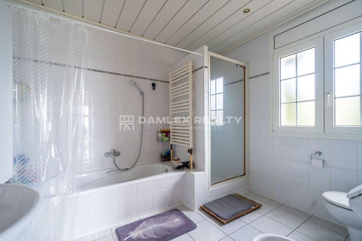 4 slaapkamer Villa te koop in Blanes met zwembad garage - € 1.590.000 (Ref: 9341764)