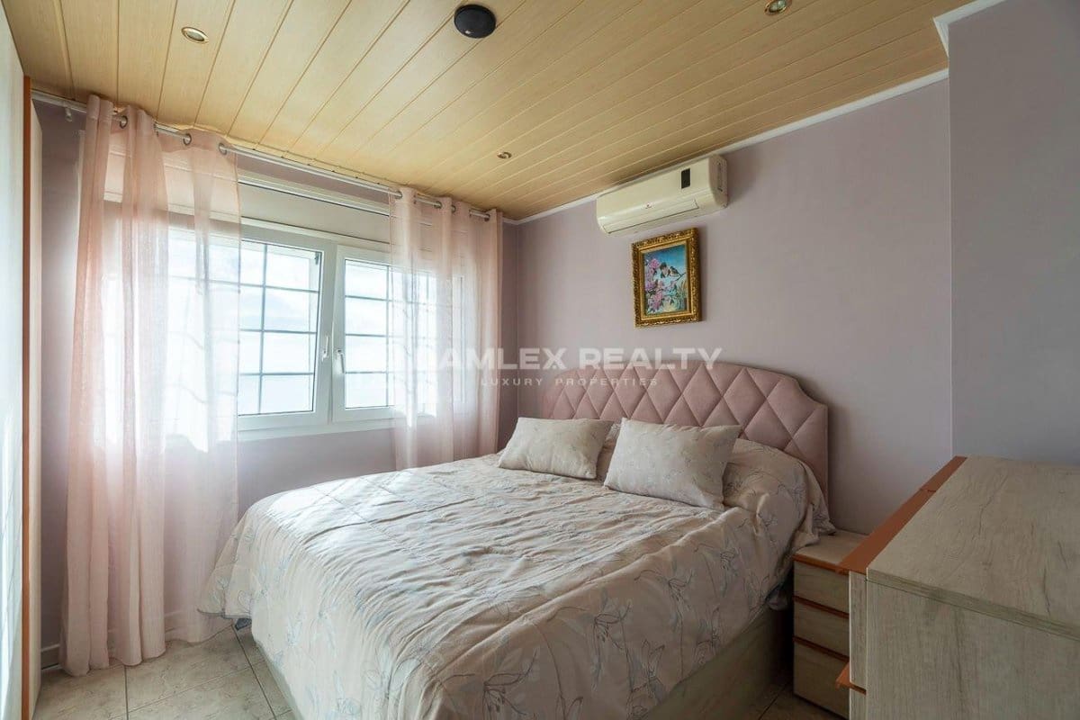 4 slaapkamer Villa te koop in Blanes met zwembad garage - € 1.590.000 (Ref: 9341764)