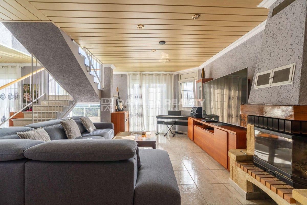 4 slaapkamer Villa te koop in Blanes met zwembad garage - € 1.590.000 (Ref: 9341764)