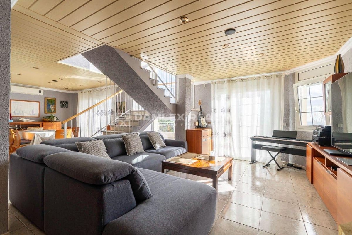 4 slaapkamer Villa te koop in Blanes met zwembad garage - € 1.590.000 (Ref: 9341764)