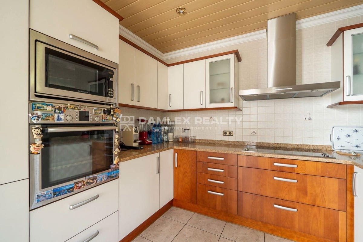 4 slaapkamer Villa te koop in Blanes met zwembad garage - € 1.590.000 (Ref: 9341764)