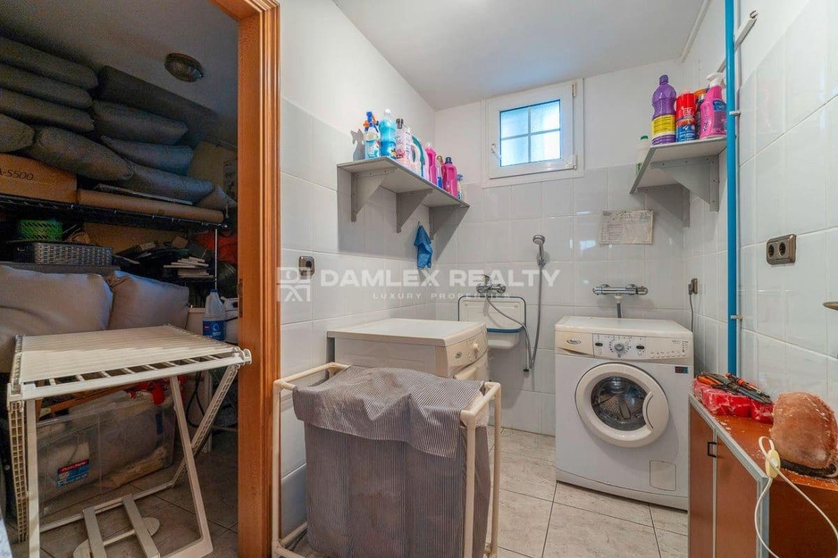 4 slaapkamer Villa te koop in Blanes met zwembad garage - € 1.590.000 (Ref: 9341764)