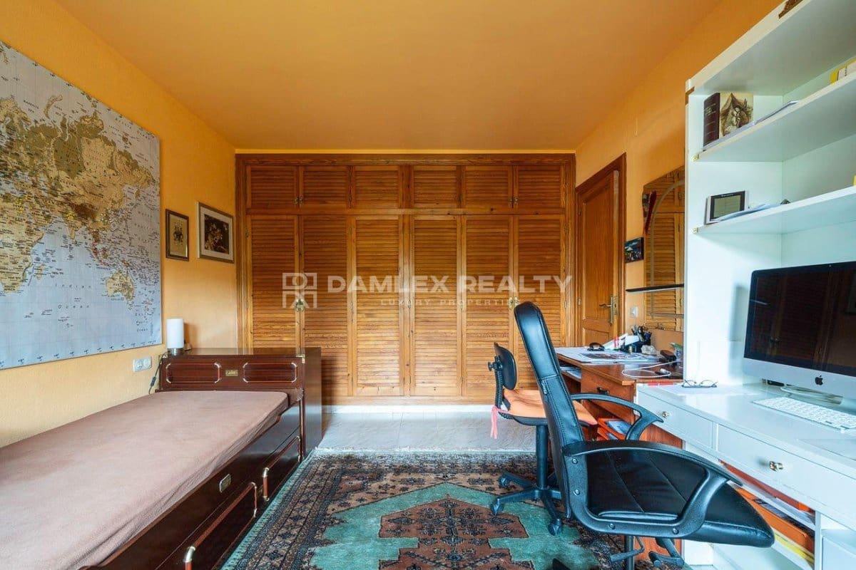 4 slaapkamer Villa te koop in Lloret de Mar met zwembad garage - € 1.890.000 (Ref: 9341765)