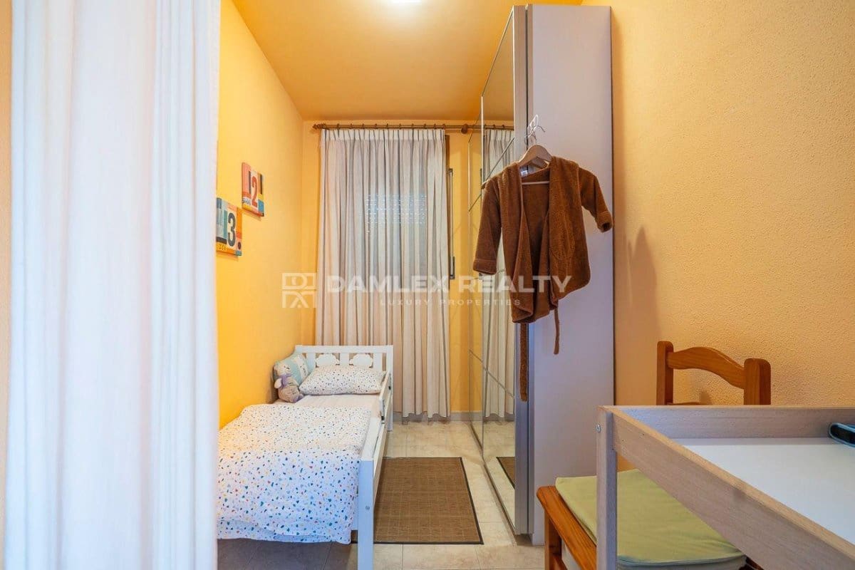 4 slaapkamer Villa te koop in Lloret de Mar met zwembad garage - € 1.890.000 (Ref: 9341765)