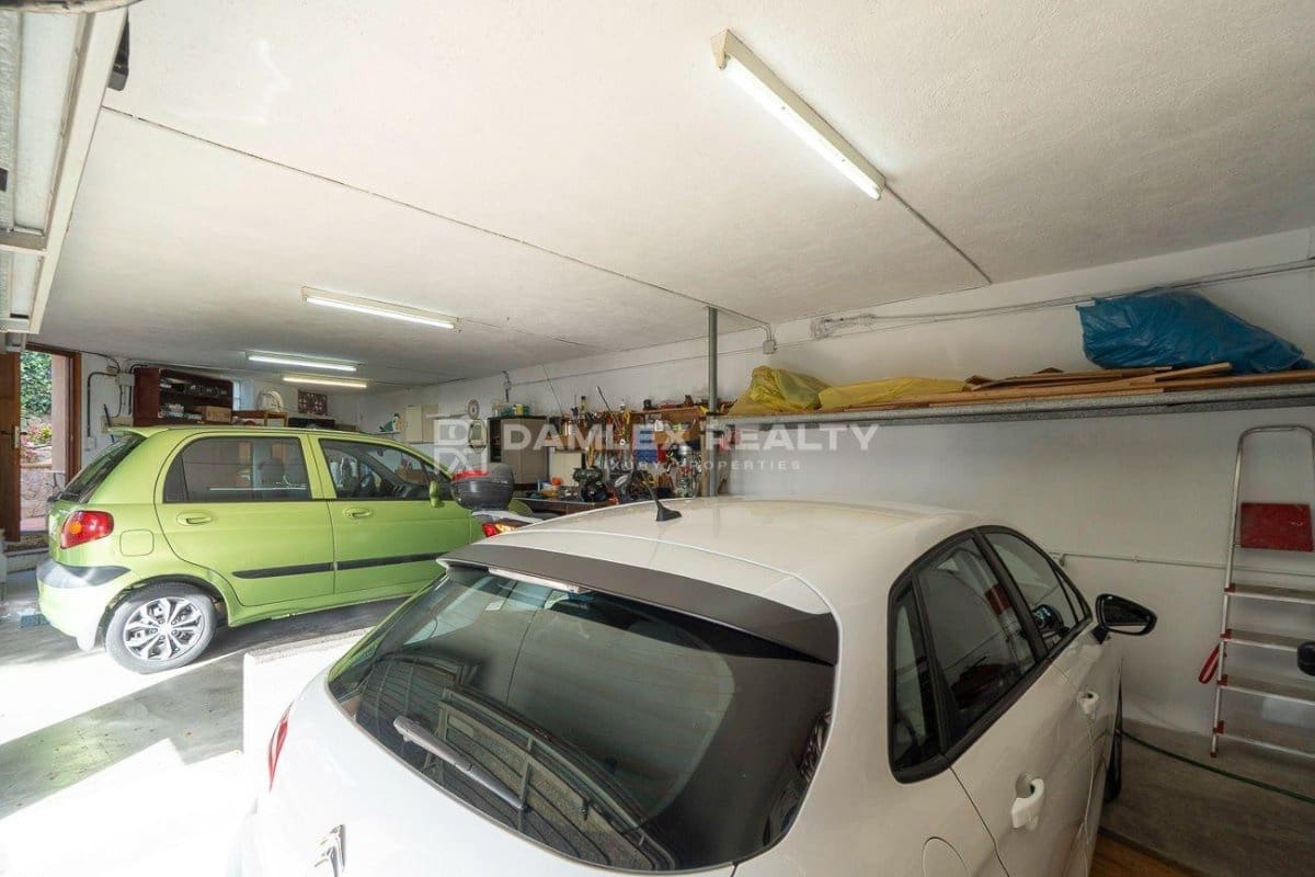 4 slaapkamer Villa te koop in Lloret de Mar met zwembad garage - € 1.890.000 (Ref: 9341765)