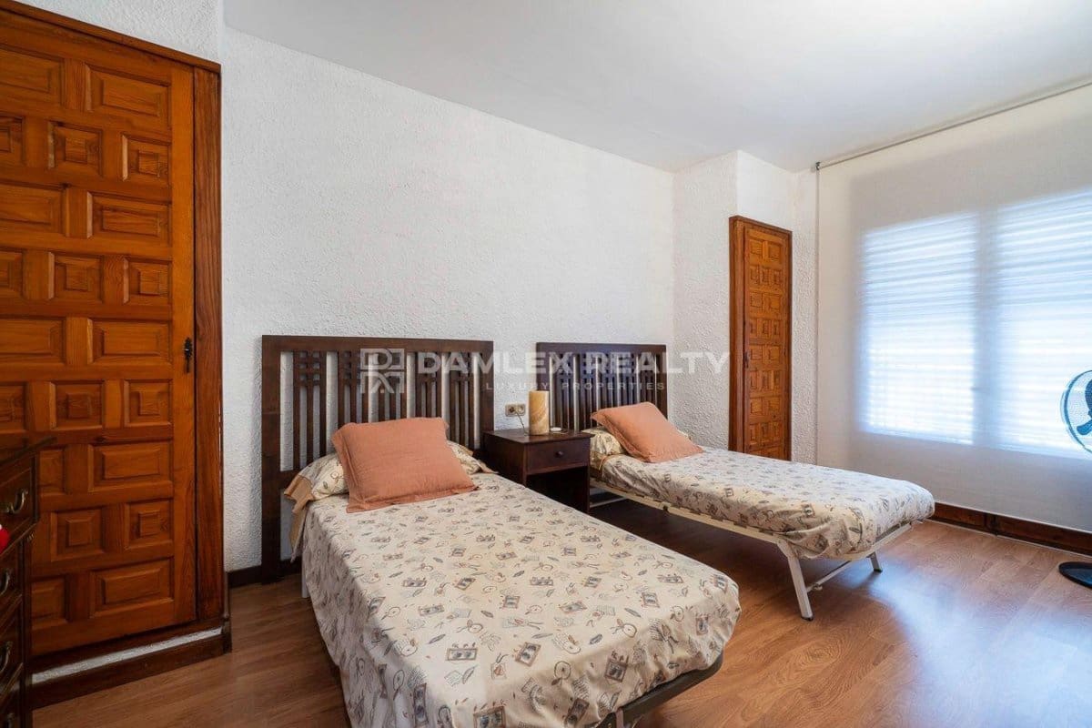 5 sovrum Villa till salu i Santa Cristina d'Aro med pool - 1 272 000 € (Ref: 9345713)