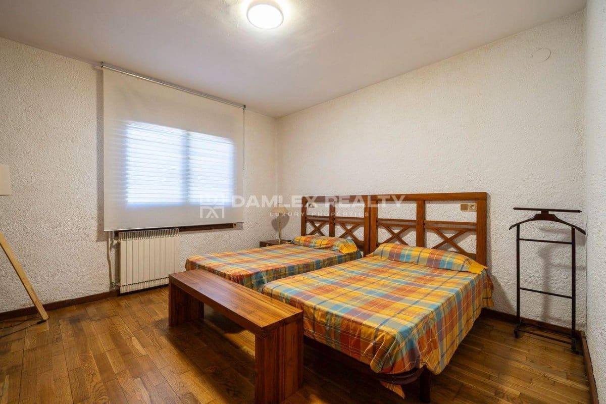 5 sovrum Villa till salu i Santa Cristina d'Aro med pool - 1 272 000 € (Ref: 9345713)