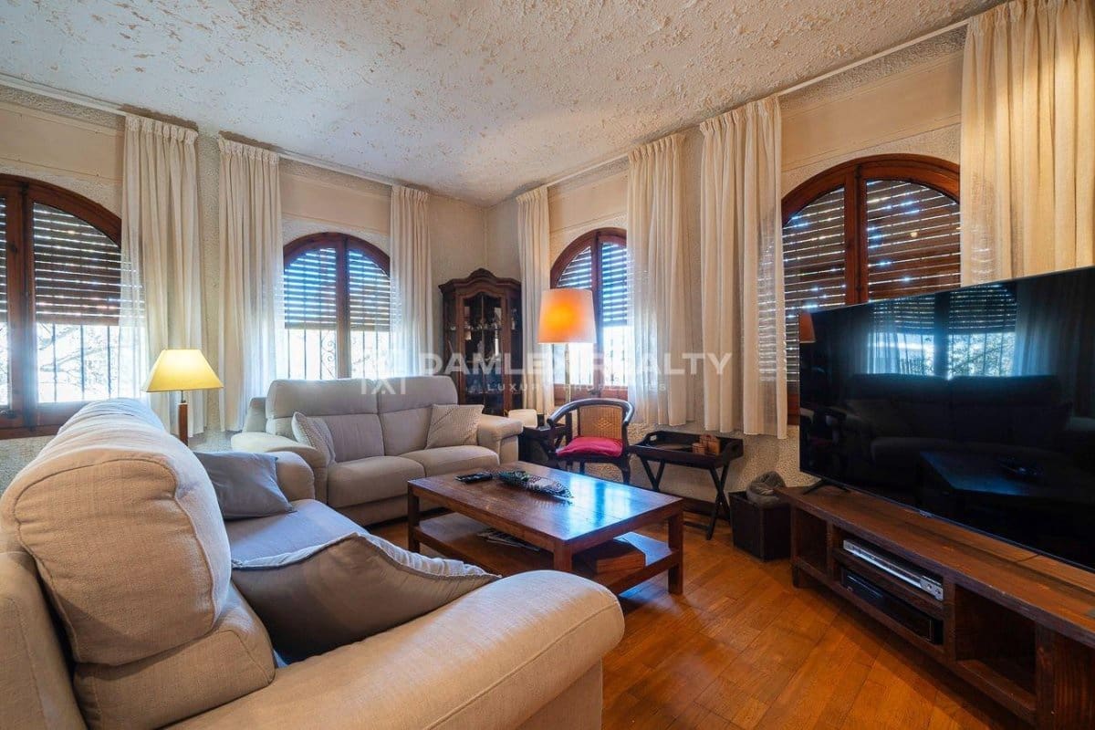 5 sovrum Villa till salu i Santa Cristina d'Aro med pool - 1 272 000 € (Ref: 9345713)