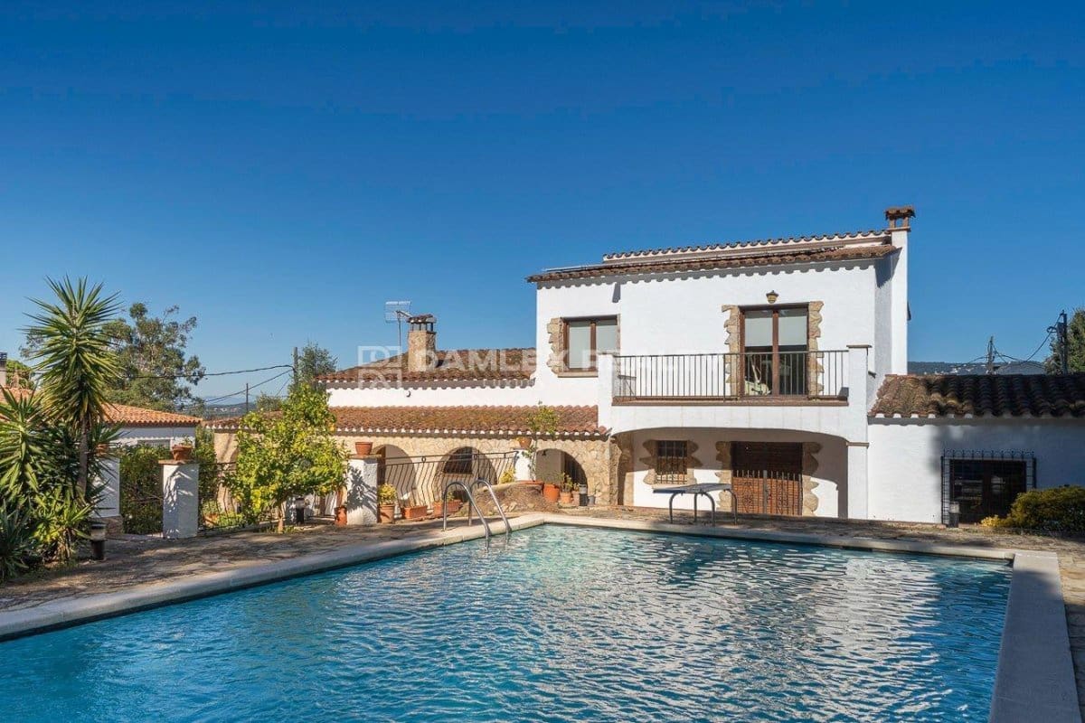 5 sovrum Villa till salu i Santa Cristina d'Aro med pool - 1 272 000 € (Ref: 9345713)