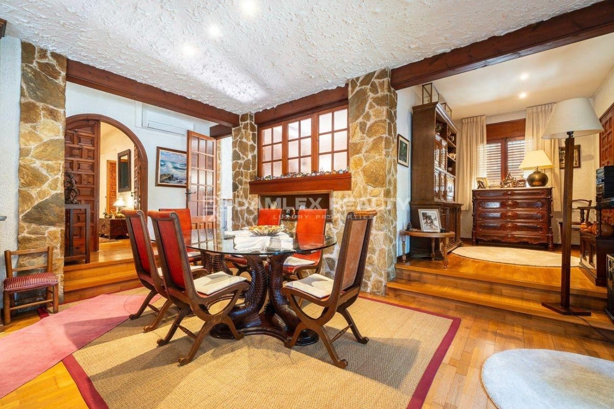 5 sovrum Villa till salu i Santa Cristina d'Aro med pool - 1 272 000 € (Ref: 9345713)