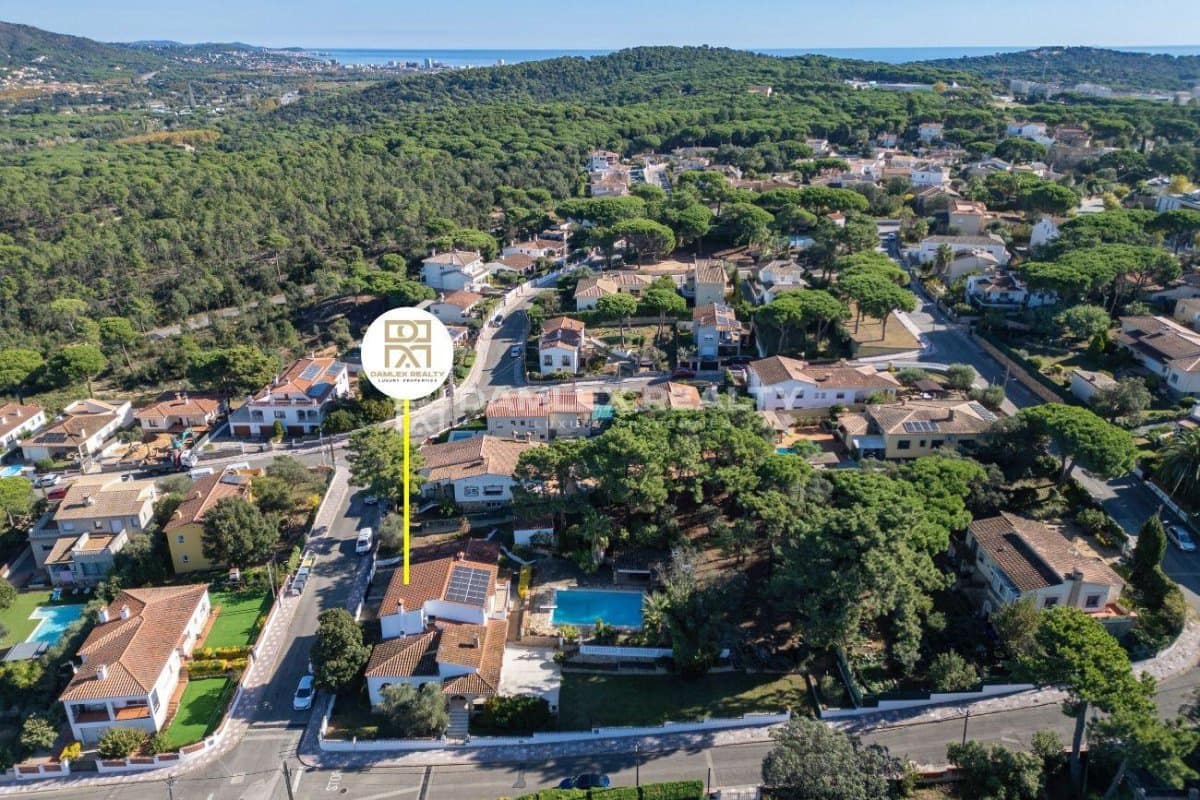 5 sovrum Villa till salu i Santa Cristina d'Aro med pool - 1 272 000 € (Ref: 9345713)