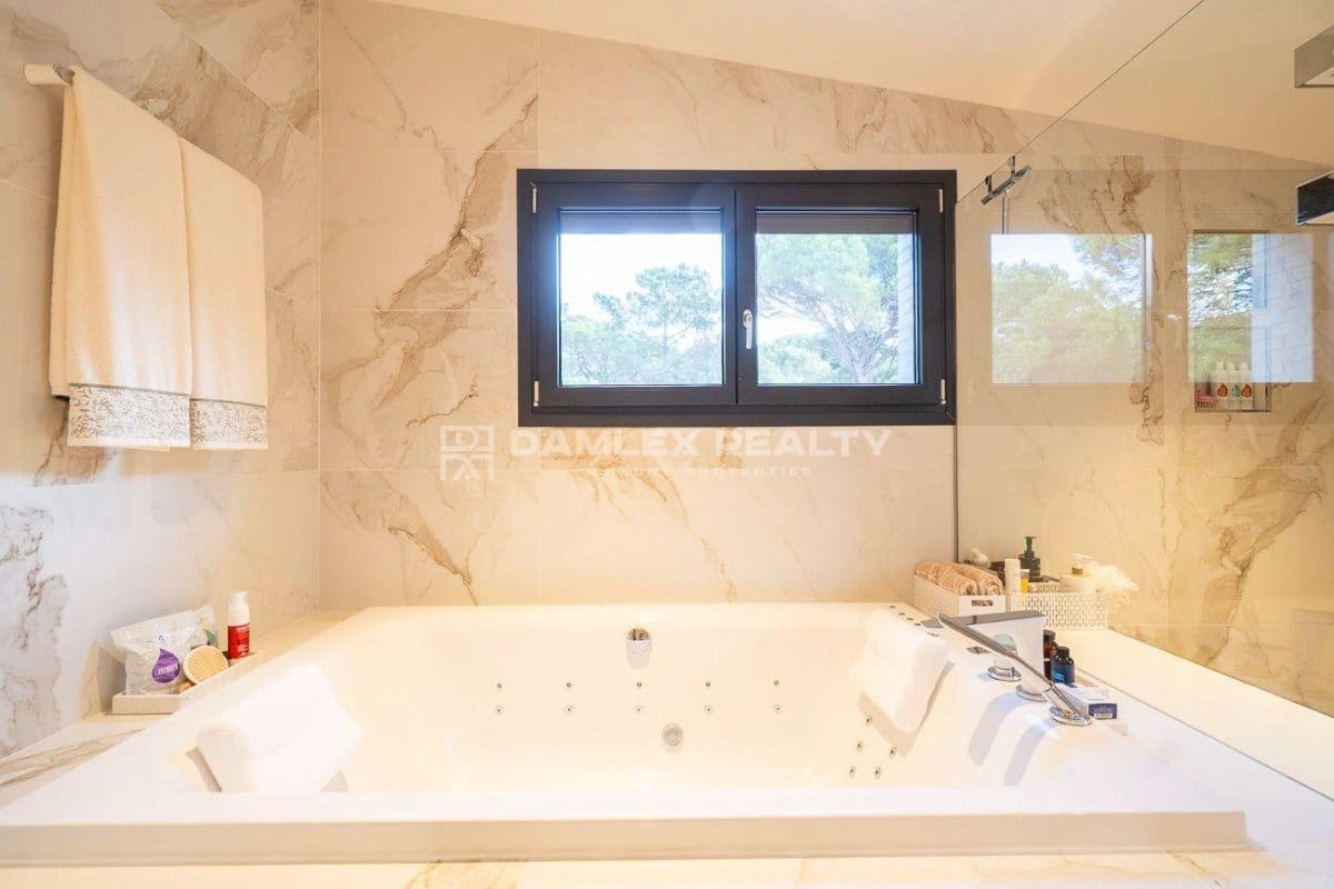 8 camera da letto Villa in vendita in Santa Cristina d'Aro con piscina - 2.800.000 € (Rif: 9362711)