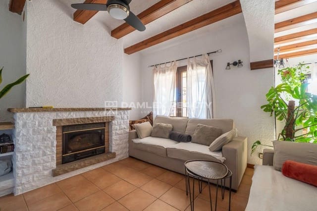 4 Zimmer Villa zu verkaufen in Calonge i Sant Antoni mit Pool - 695.000 € (Ref: 9425396)