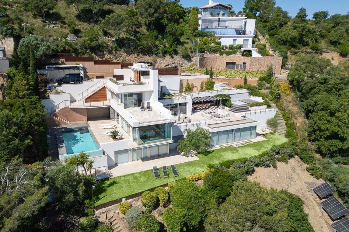 5 chambre Villa/Maison à vendre à Begur avec piscine garage - 5 500 000 € (Ref: 9425397)