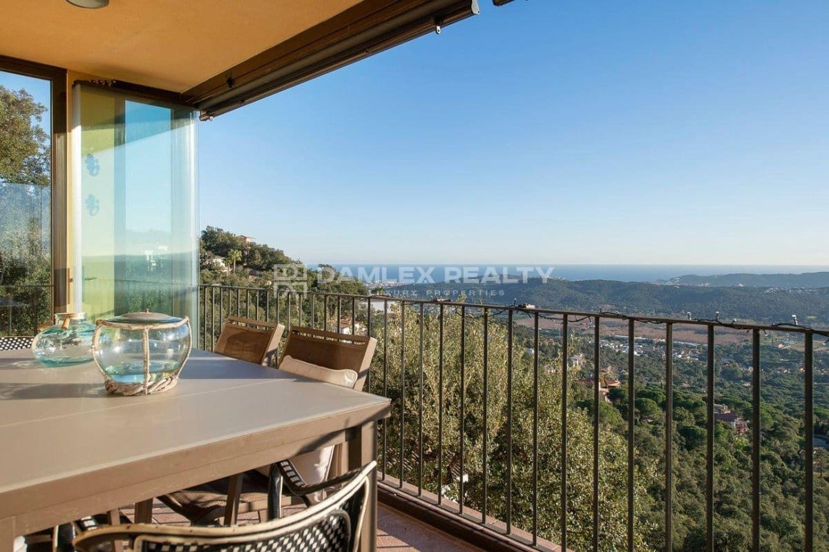 4 sypialnia Willa na sprzedaż w Santa Cristina d'Aro z basenem - 599 000 € (Ref: 9438714)