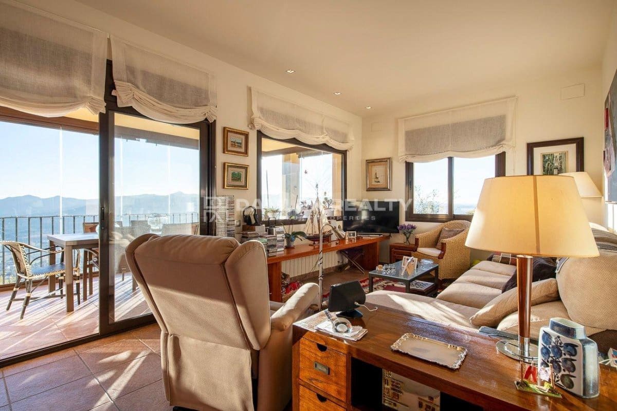 4 sypialnia Willa na sprzedaż w Santa Cristina d'Aro z basenem - 599 000 € (Ref: 9438714)