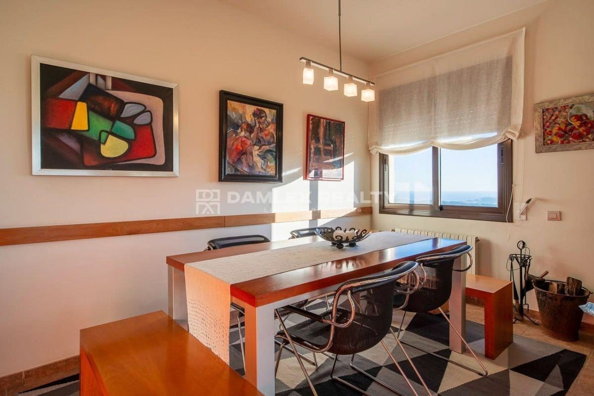 4 sypialnia Willa na sprzedaż w Santa Cristina d'Aro z basenem - 599 000 € (Ref: 9438714)