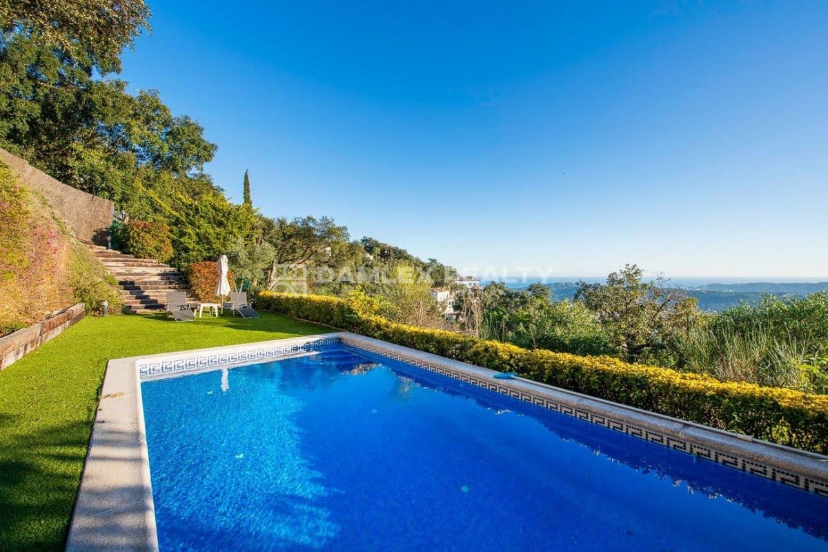 4 sypialnia Willa na sprzedaż w Santa Cristina d'Aro z basenem - 599 000 € (Ref: 9438714)