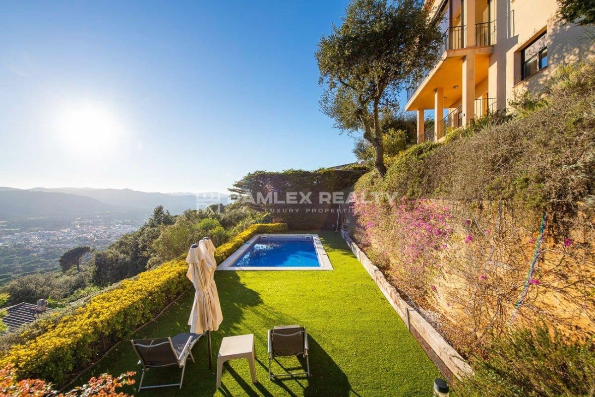 4 sypialnia Willa na sprzedaż w Santa Cristina d'Aro z basenem - 599 000 € (Ref: 9438714)