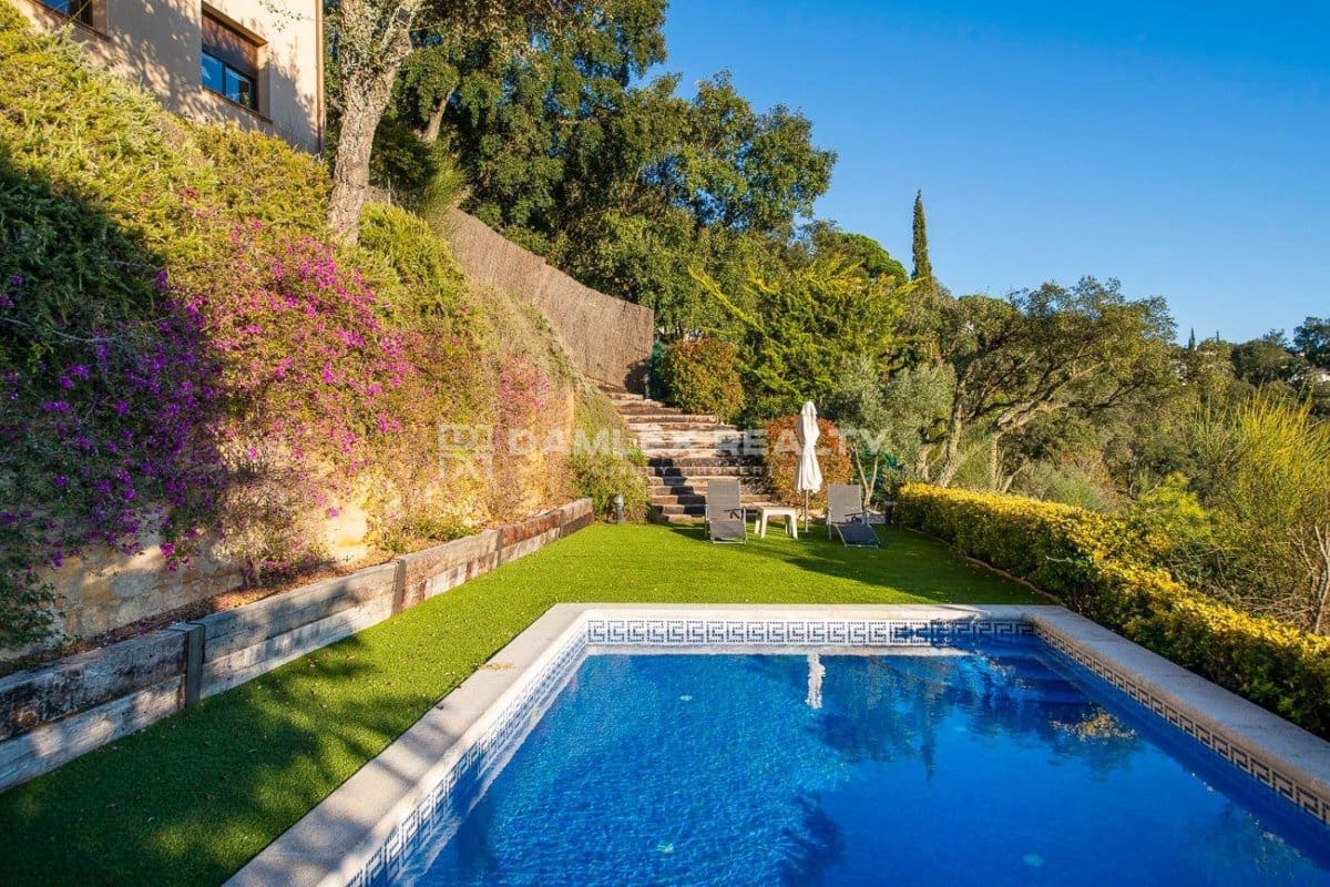 4 sypialnia Willa na sprzedaż w Santa Cristina d'Aro z basenem - 599 000 € (Ref: 9438714)