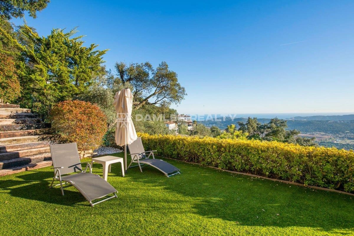 4 sypialnia Willa na sprzedaż w Santa Cristina d'Aro z basenem - 599 000 € (Ref: 9438714)