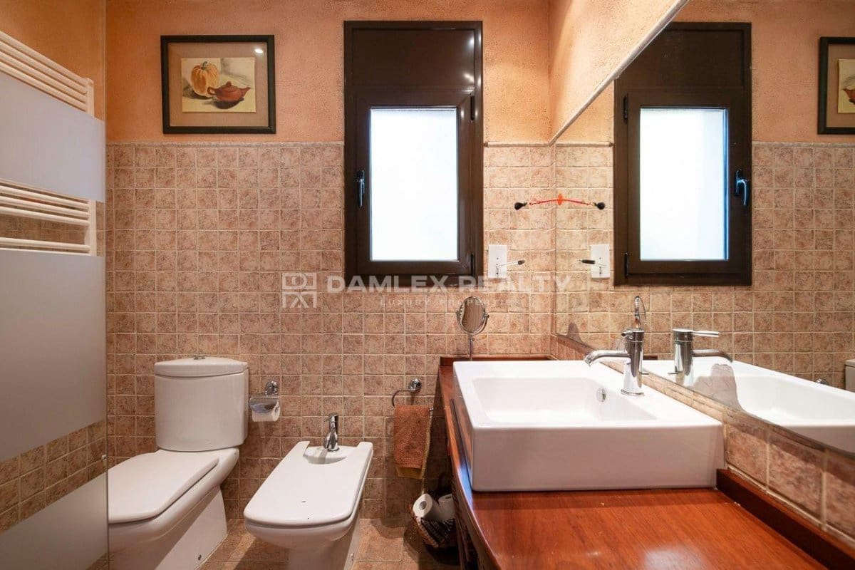 4 sypialnia Willa na sprzedaż w Santa Cristina d'Aro z basenem - 599 000 € (Ref: 9438714)