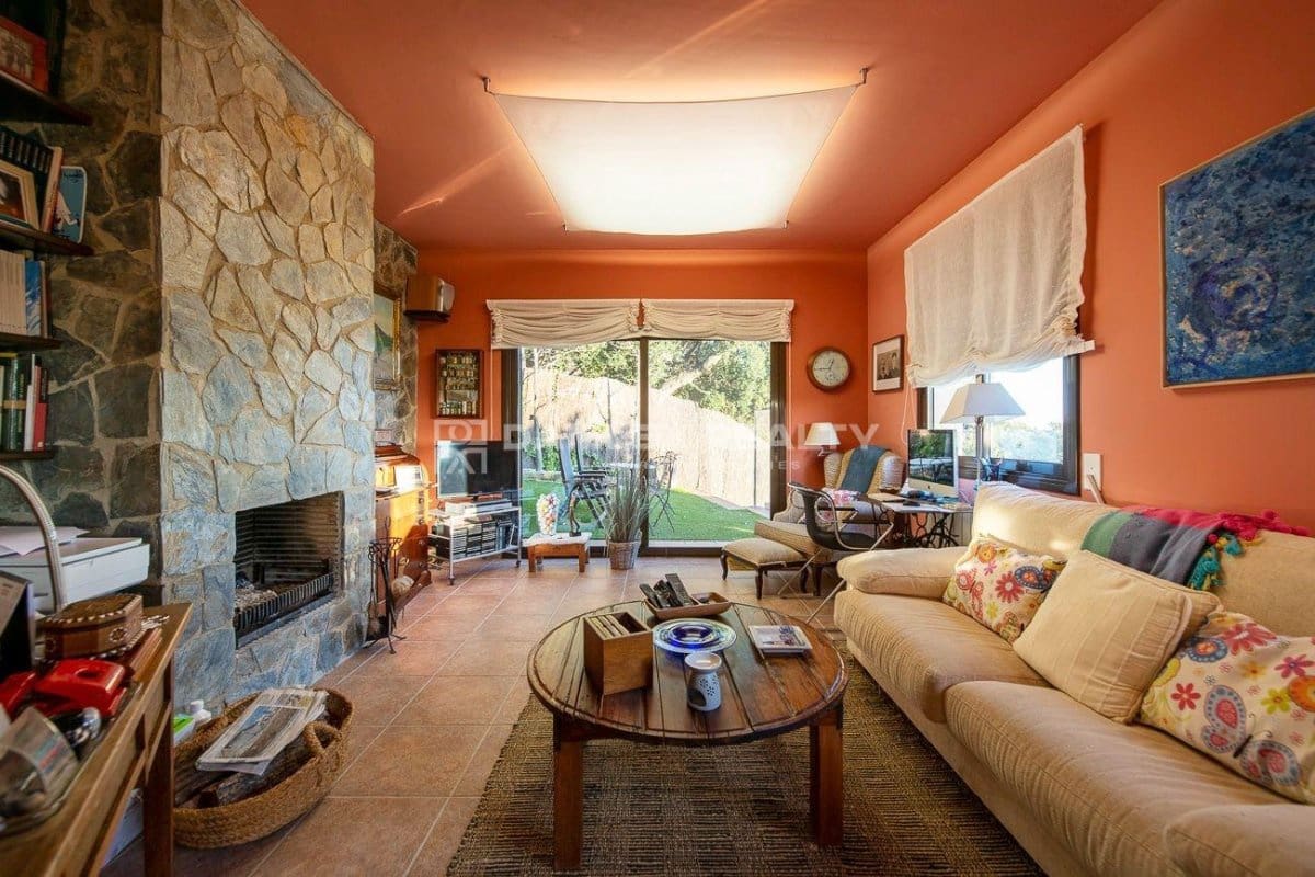 4 sypialnia Willa na sprzedaż w Santa Cristina d'Aro z basenem - 599 000 € (Ref: 9438714)