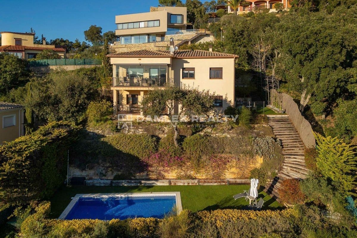 4 sypialnia Willa na sprzedaż w Santa Cristina d'Aro z basenem - 599 000 € (Ref: 9438714)