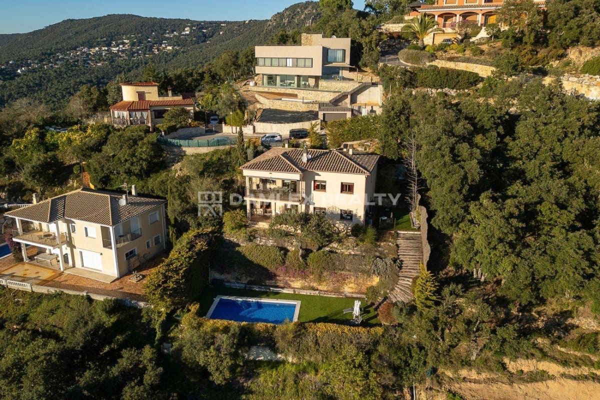 4 sypialnia Willa na sprzedaż w Santa Cristina d'Aro z basenem - 599 000 € (Ref: 9438714)