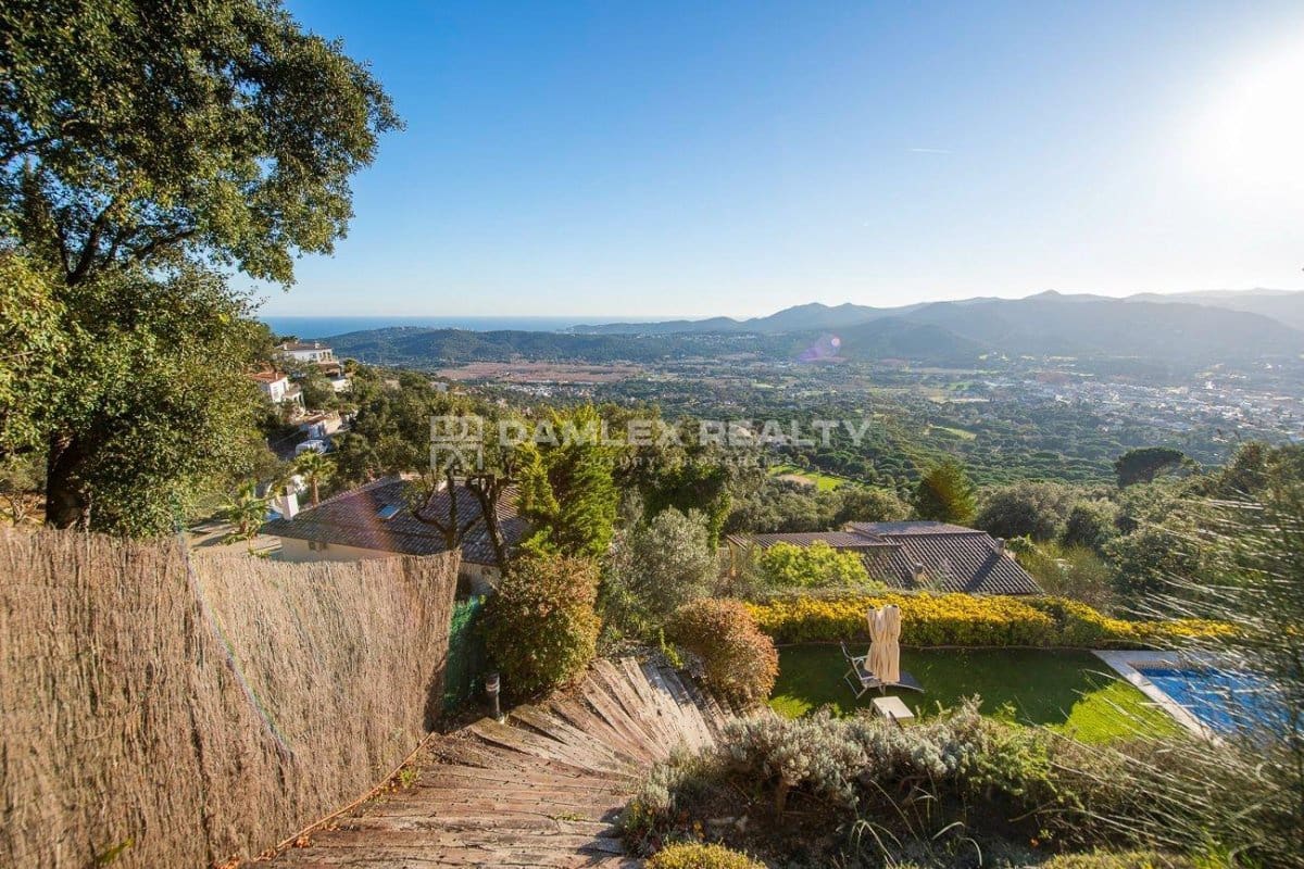 4 sypialnia Willa na sprzedaż w Santa Cristina d'Aro z basenem - 599 000 € (Ref: 9438714)