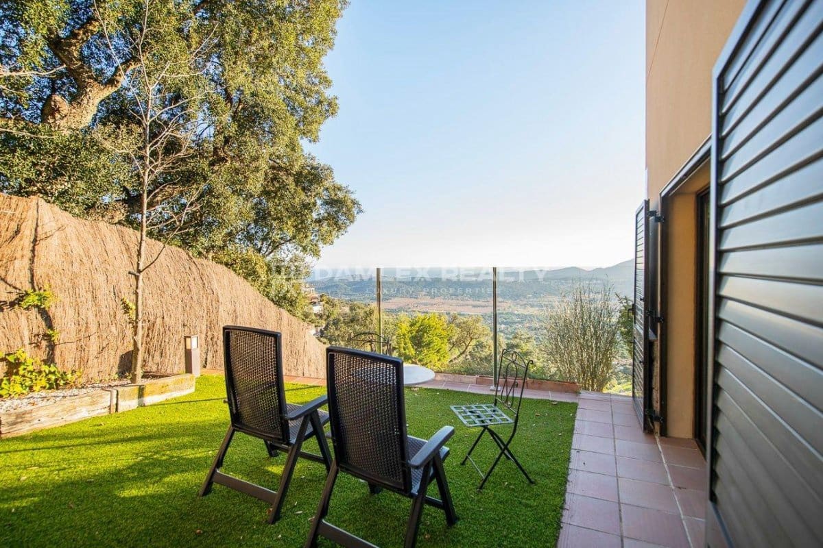 4 sypialnia Willa na sprzedaż w Santa Cristina d'Aro z basenem - 599 000 € (Ref: 9438714)