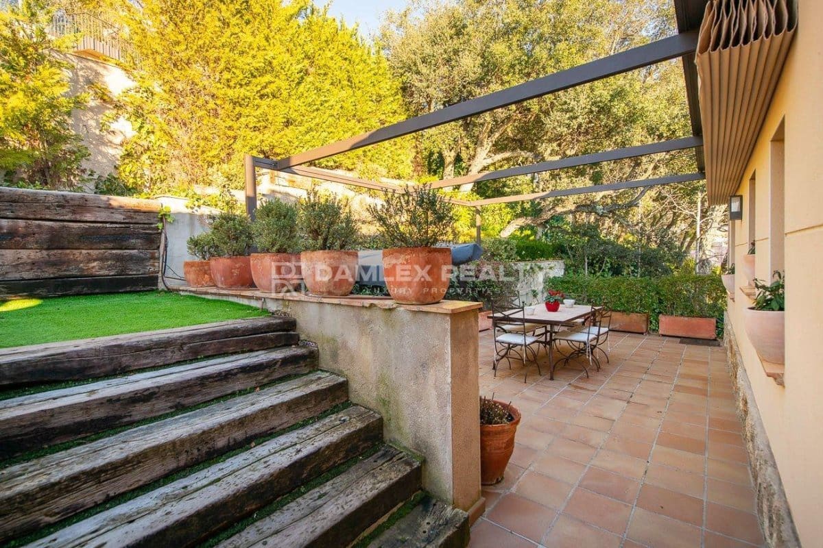 4 sypialnia Willa na sprzedaż w Santa Cristina d'Aro z basenem - 599 000 € (Ref: 9438714)