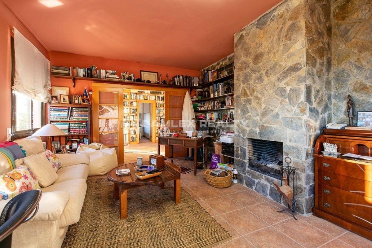 4 sypialnia Willa na sprzedaż w Santa Cristina d'Aro z basenem - 599 000 € (Ref: 9438714)