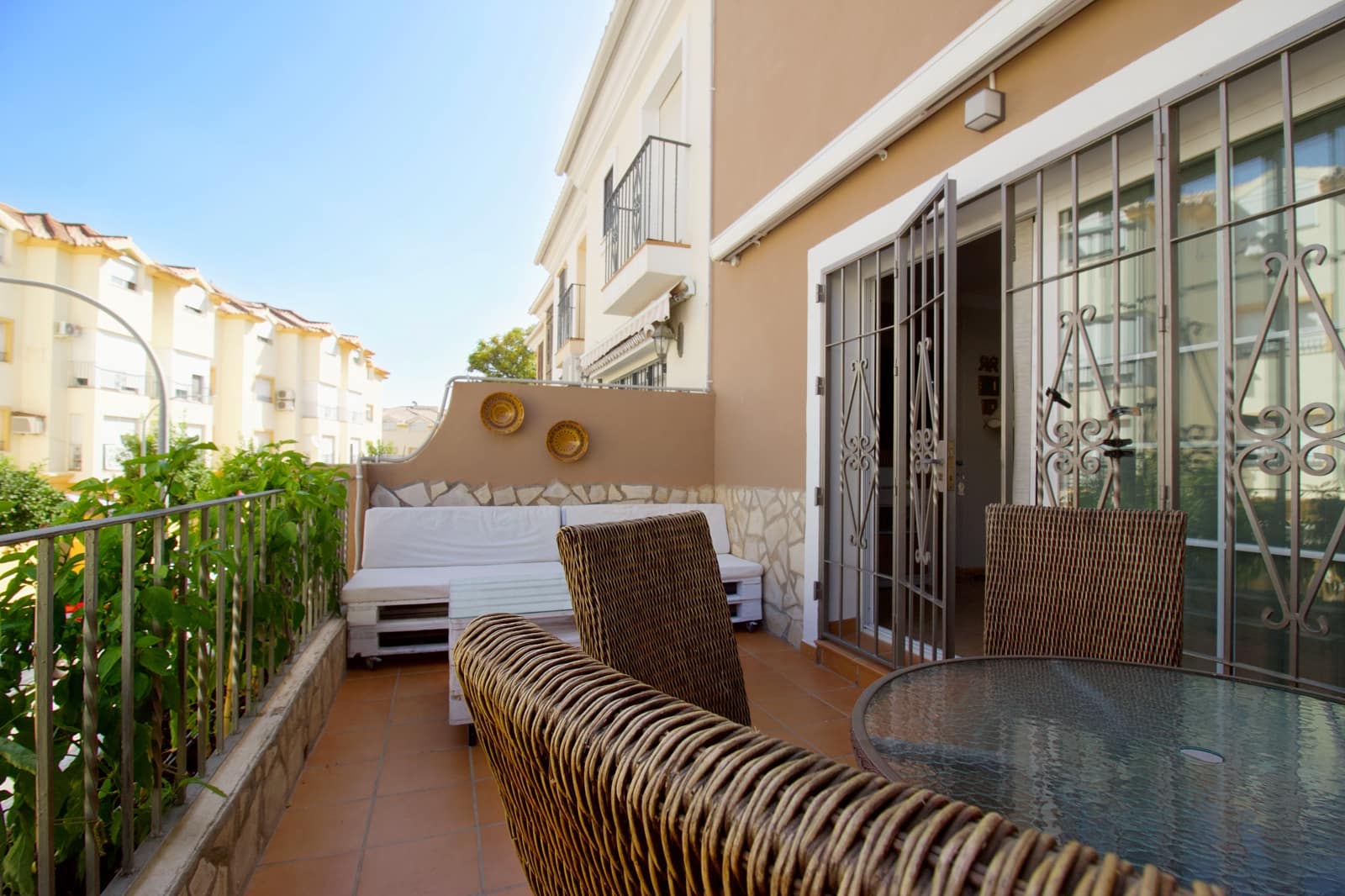 4 camera da letto Villetta a Schiera in vendita in Coin con garage - 395.000 € (Rif: 10045841)