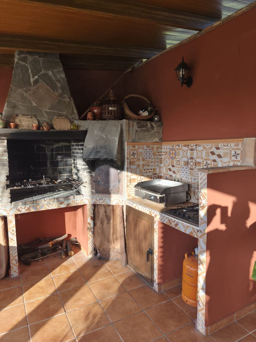 2 bedroom Finca/Country House for rent in Coin with pool - € 1,600 (Ref: 10112244)