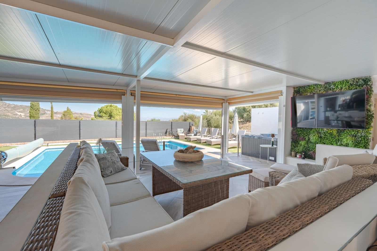 3 camera da letto Villa in vendita in Coin con piscina garage - 549.000 € (Rif: 10158413)