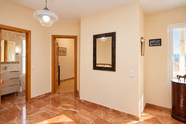 5 soverom Villa til salgs i Coín med svømmebasseng - € 699 000 (Ref: 10167293)