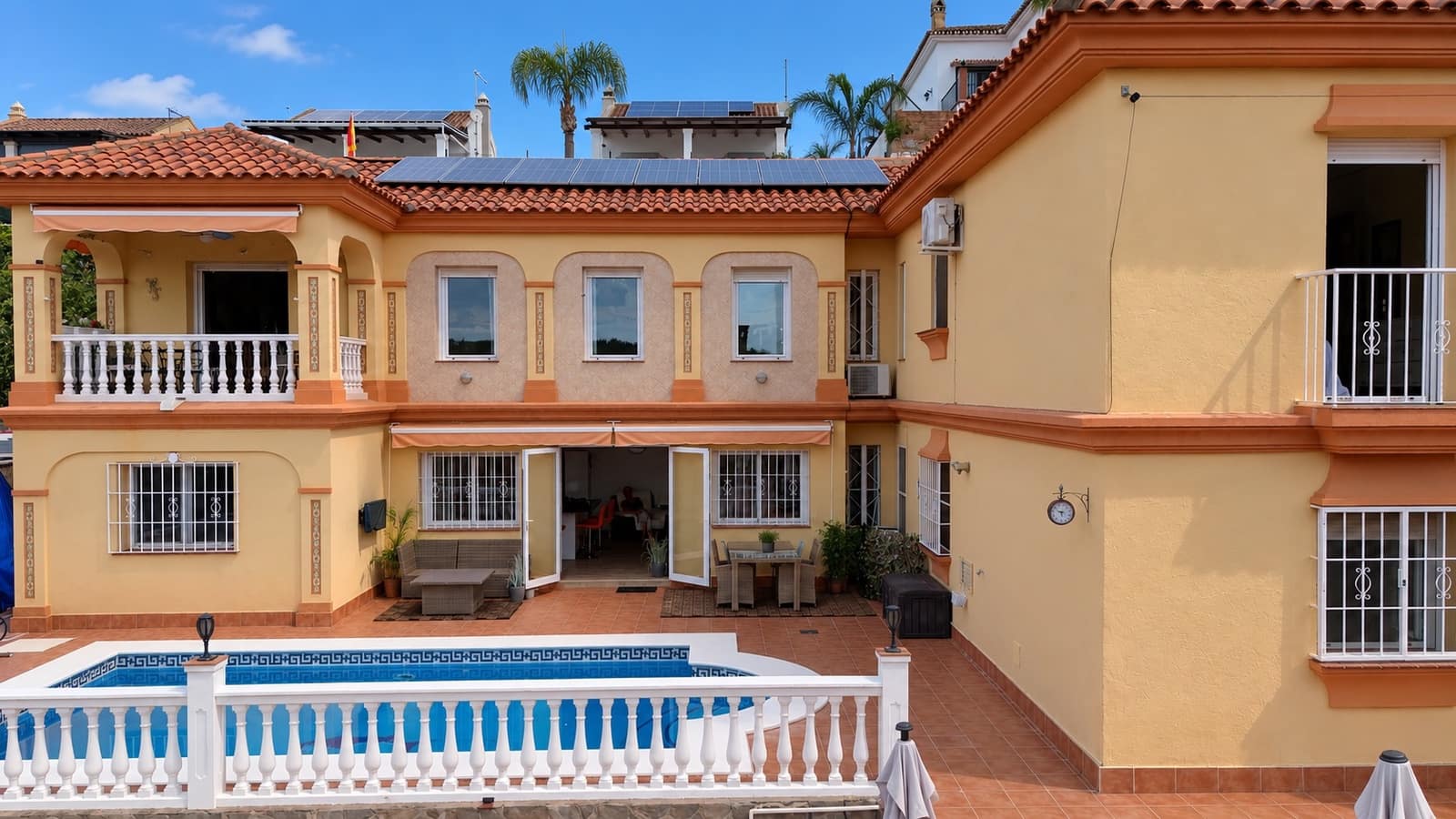 5 soverom Villa til salgs i Coin med svømmebasseng - € 699 000 (Ref: 10167293)