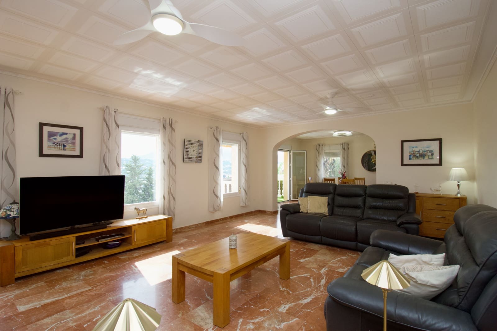 5 soverom Villa til salgs i Coin med svømmebasseng - € 699 000 (Ref: 10167293)