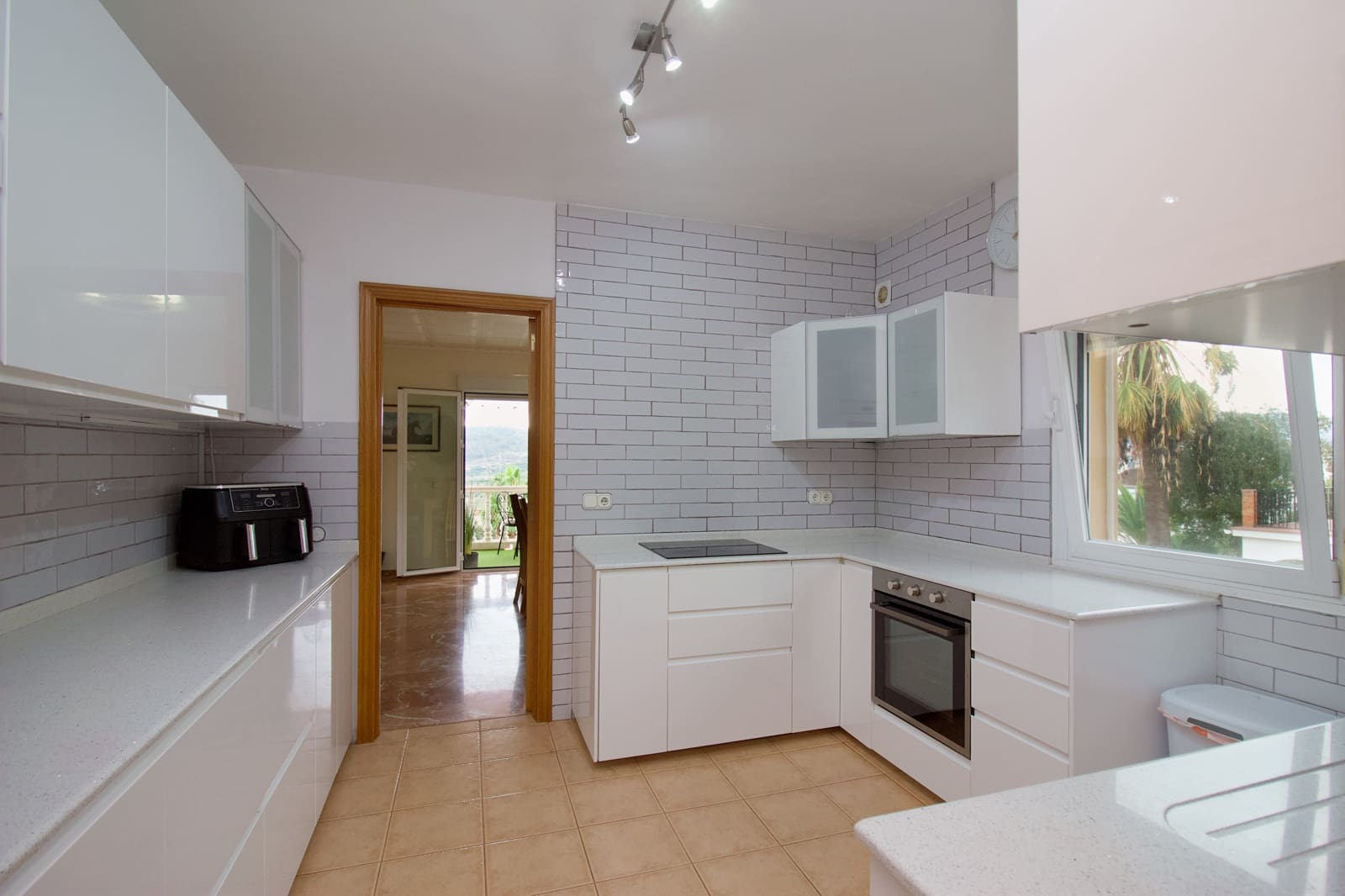 5 soverom Villa til salgs i Coin med svømmebasseng - € 699 000 (Ref: 10167293)