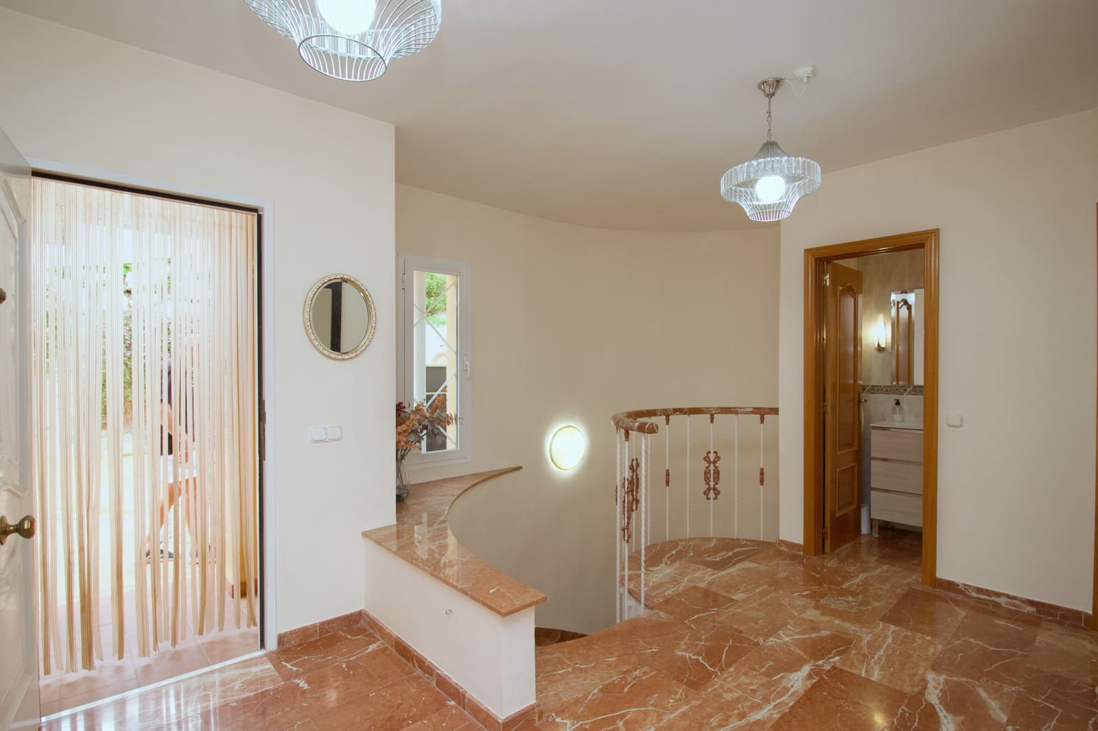 5 soverom Villa til salgs i Coin med svømmebasseng - € 699 000 (Ref: 10167293)