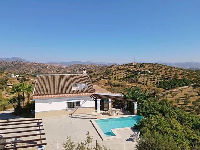 4 bedroom Finca/Country House for sale in Coín with pool garage - € 650,000 (Ref: 5374436)