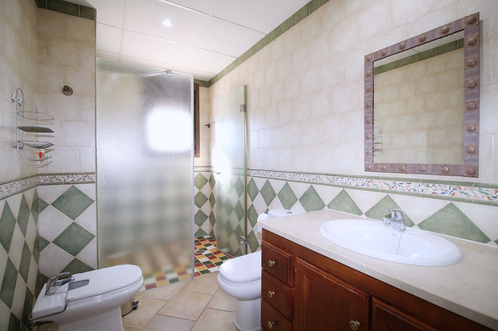 4 soveværelse Finca/Landehus til salg i Coin med swimmingpool garage - € 650.000 (Ref: 5374436)