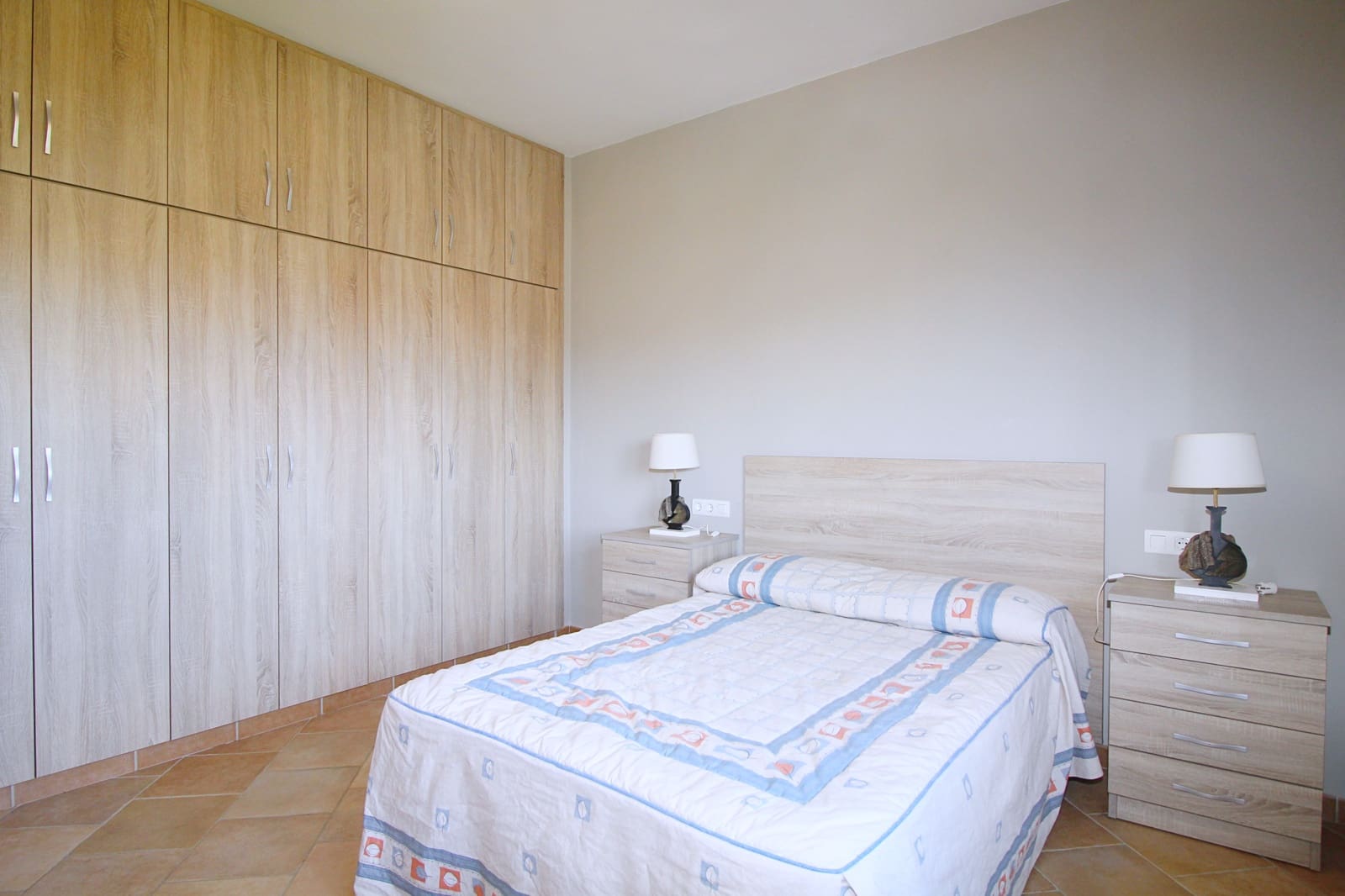 4 soveværelse Finca/Landehus til salg i Coin med swimmingpool garage - € 650.000 (Ref: 5374436)