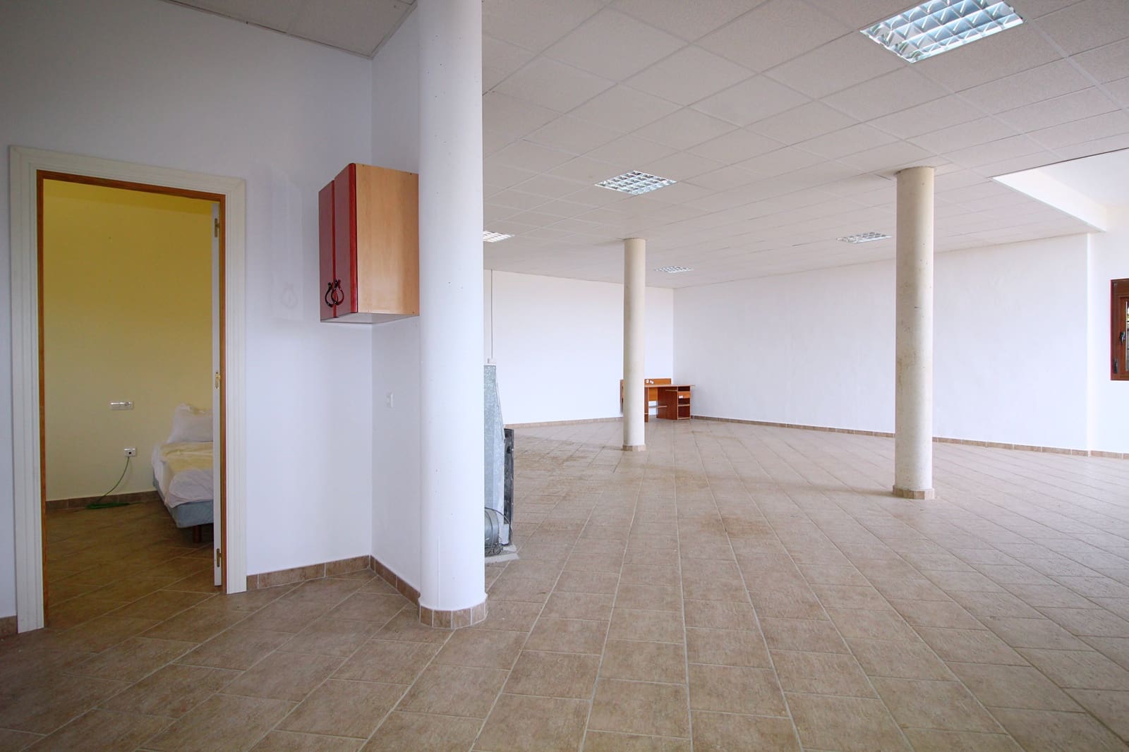 4 soveværelse Finca/Landehus til salg i Coin med swimmingpool garage - € 650.000 (Ref: 5374436)