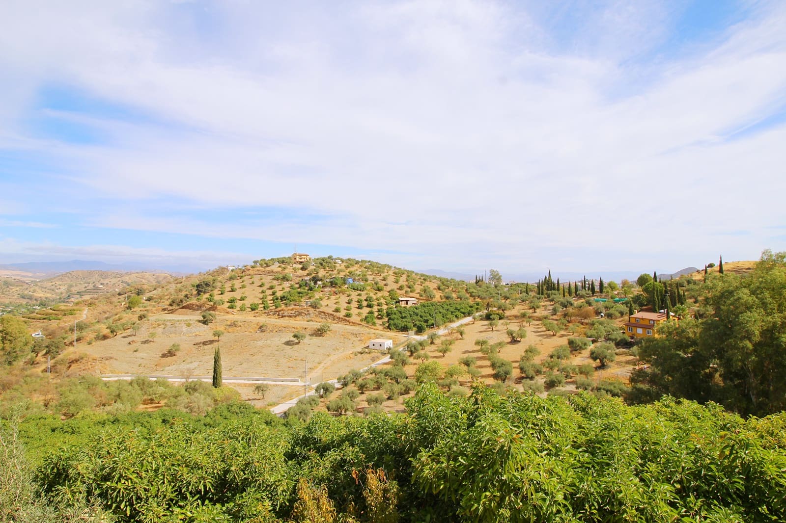 4 soveværelse Finca/Landehus til salg i Coin med swimmingpool garage - € 650.000 (Ref: 5374436)