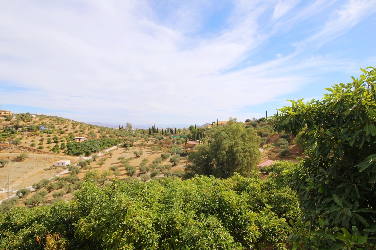 4 soveværelse Finca/Landehus til salg i Coin med swimmingpool garage - € 650.000 (Ref: 5374436)