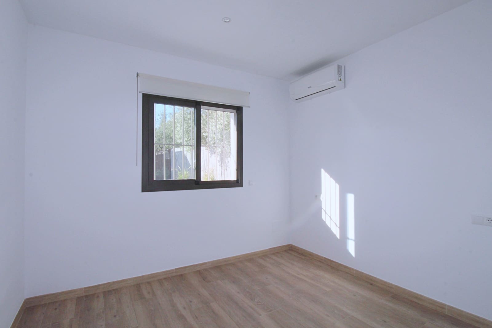 3 camera da letto Finca/Casa di Campagna da affittare in Coin con piscina garage - 1.500 € (Rif: 5493150)