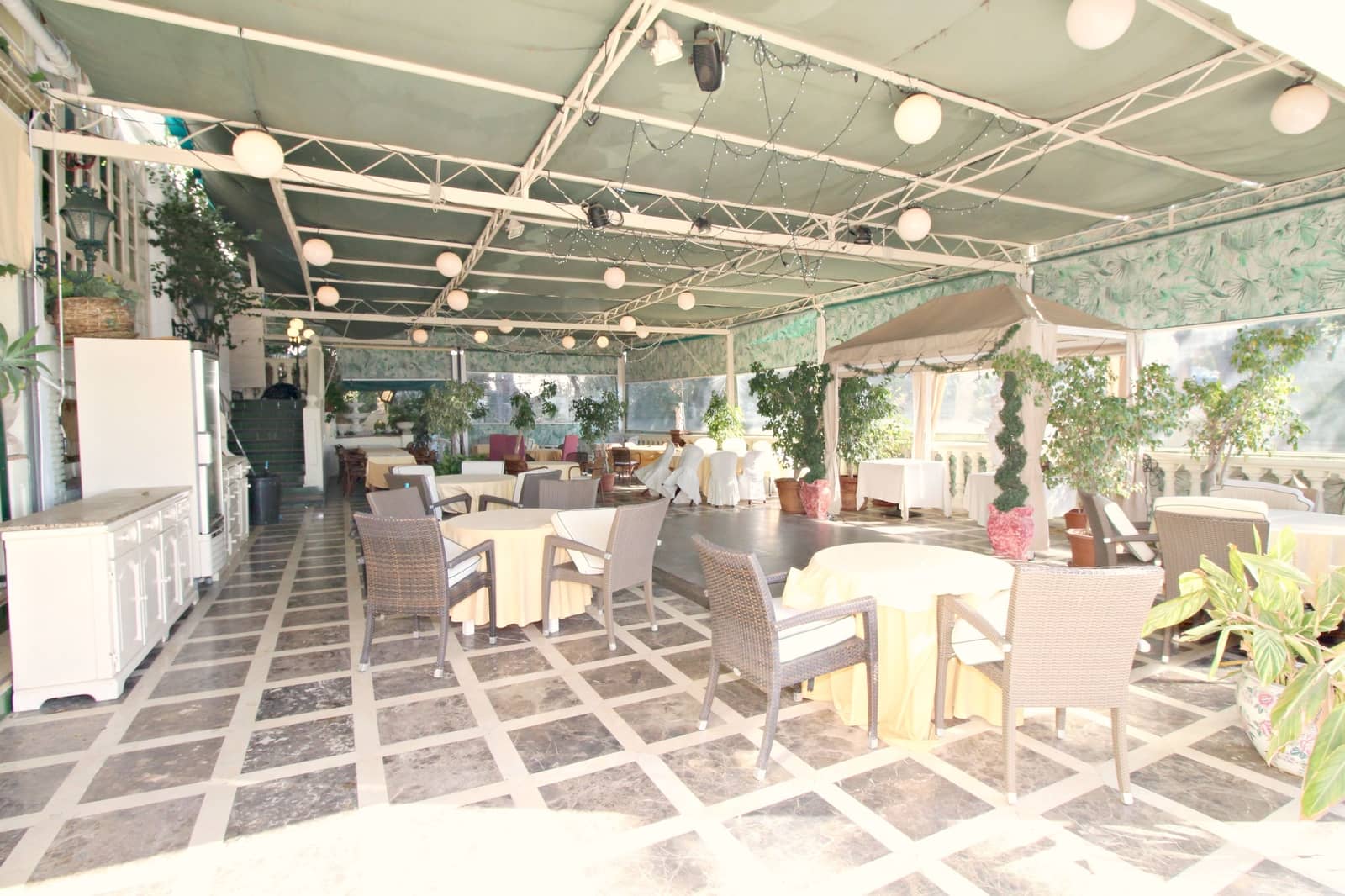 Restaurant/Bar til salg i Mijas Costa med swimmingpool - € 1.650.000 (Ref: 5635343)